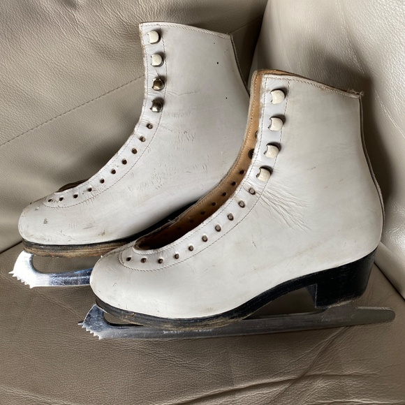 Wifa Figure Skates Size 6, white, black, leather + MK "Professional" blades. - Picture 2 of 10